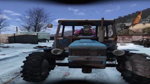 Обзор трактора Dusk classic #dayz #dayzclips #камышово #dayzmoments 