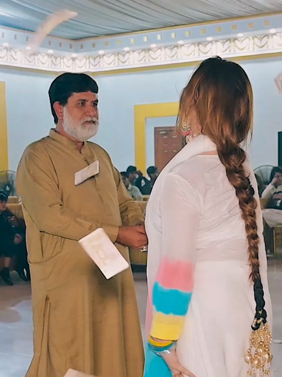 Meri Lagdi Kisse Na Vekhi, #pariparo #danceperformance #shaheenstudio #foryou  @🌸Real PaRi PaRo KhanZadi🌸 