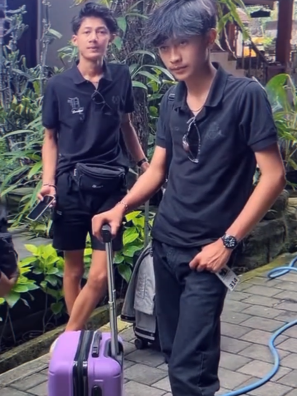 dik tatapanmu itulohh😩🖤 @andikaaAP. @فيصل #gwsmlovers👹 #isal #andika #fyppppppppppppppppppppppp #lewatberanda 