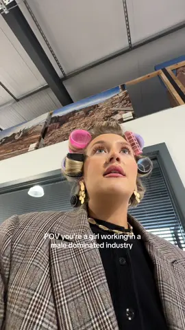 blow this up so i can quit🤞🏼all the men turn up in PJS how is this different? #hairrollers #constructionworker #jobfail 