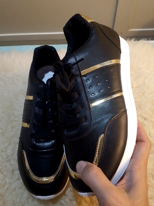 Affordable shoes ba hanap mo Tara dito sa shop ko perfect pang porma at affordable pa #murangbudol #murangshoes #shoesforwomen 