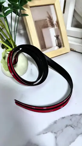 “Car seam sealing strip — keeps out dust, water, and reduces noise! Really useful and cheap! #carsealstrip #carDustProtection #carAccessories#TikTokShopBlackFriday#blackfriday2025
