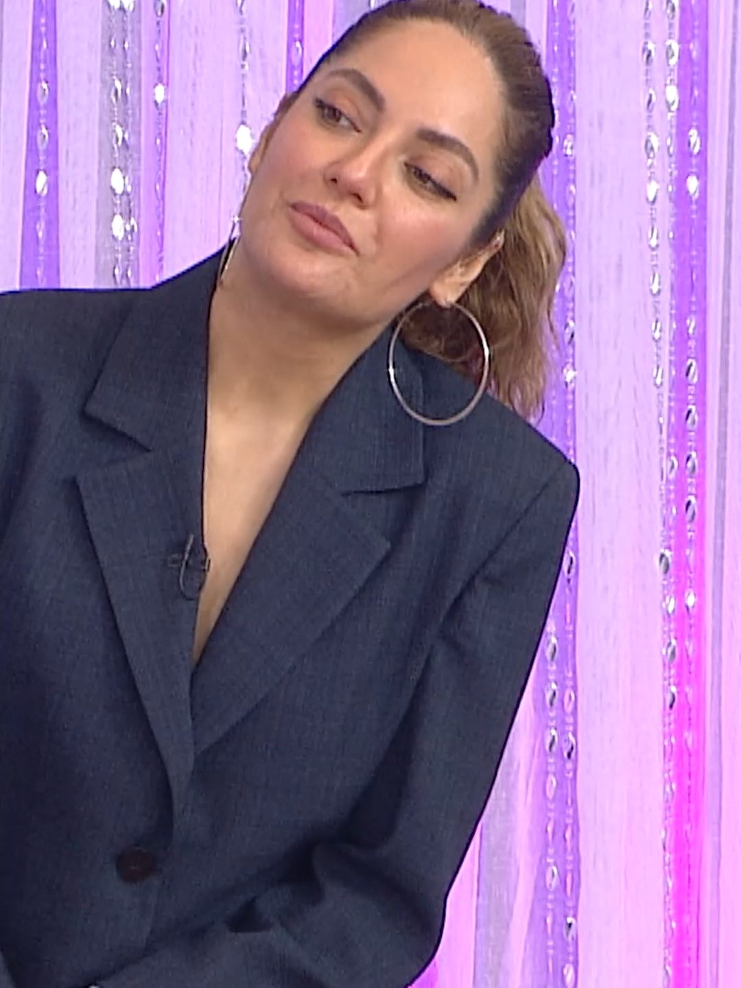 شینا از انتقاد پانی عصبانی شد... 😐😒 #زن_روز