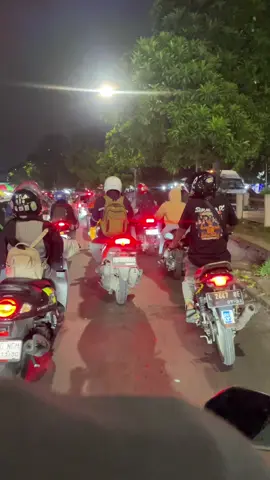 pov pengen pijet🤫😂 #surabaya #garamcina #foryoupage 