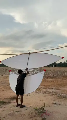 🤩🤩#rayola #layangandanguangpariaman #layangdanguang #kudugantiang #fyp 