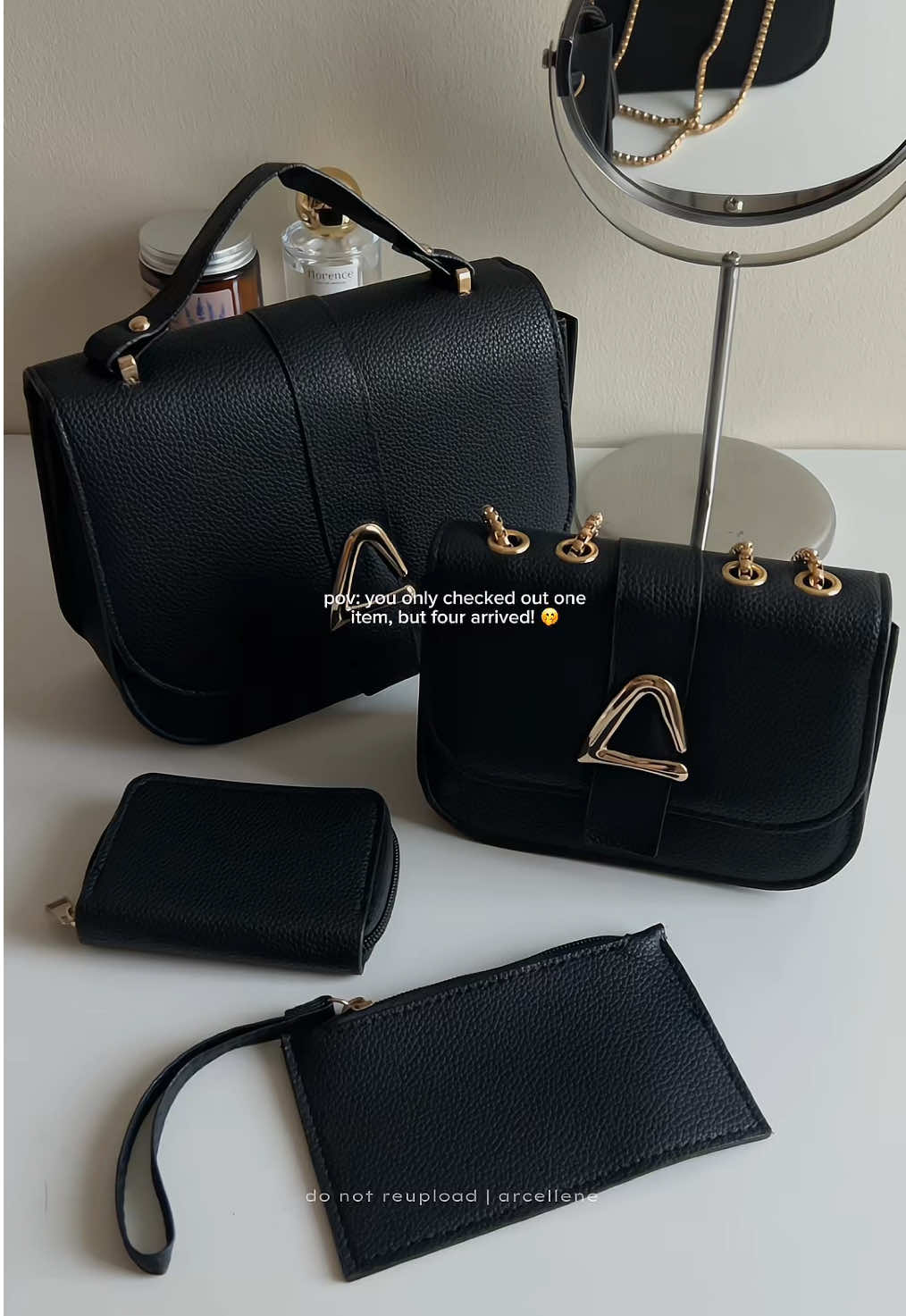 Christmas Gift Idea (4) — 4 in 1 sling bag or hand bag 💝✨ #giftidea #bags #christmasgift #fyp #viral 