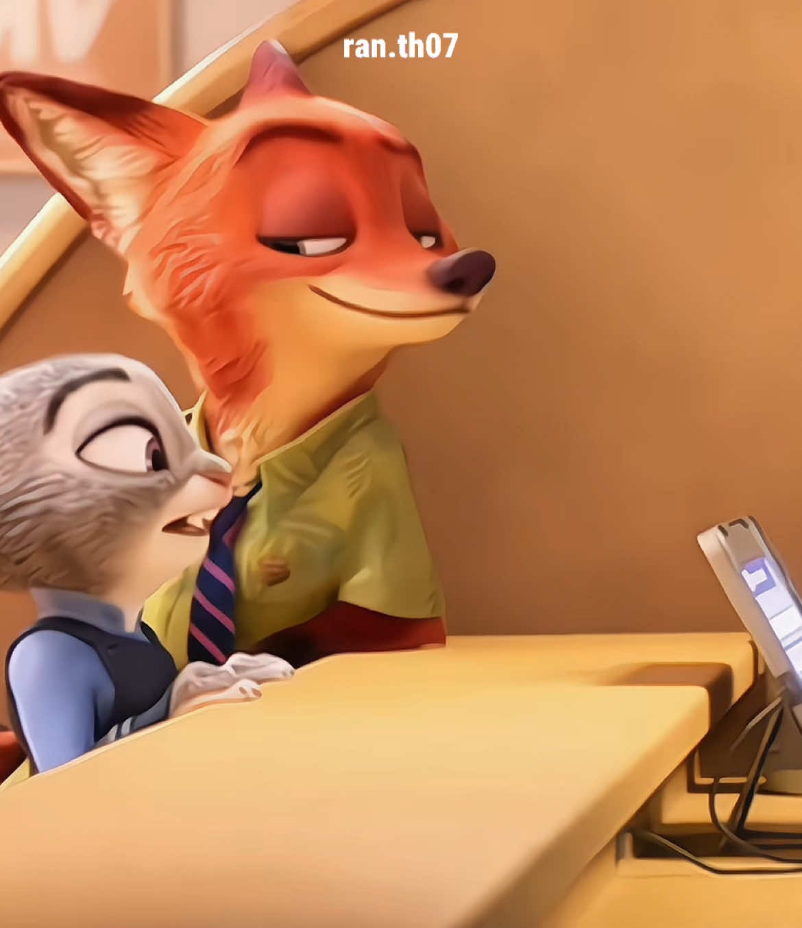 Đẹp trai là một loại cảm giác #zootopia #nickwilde #judyhopps 