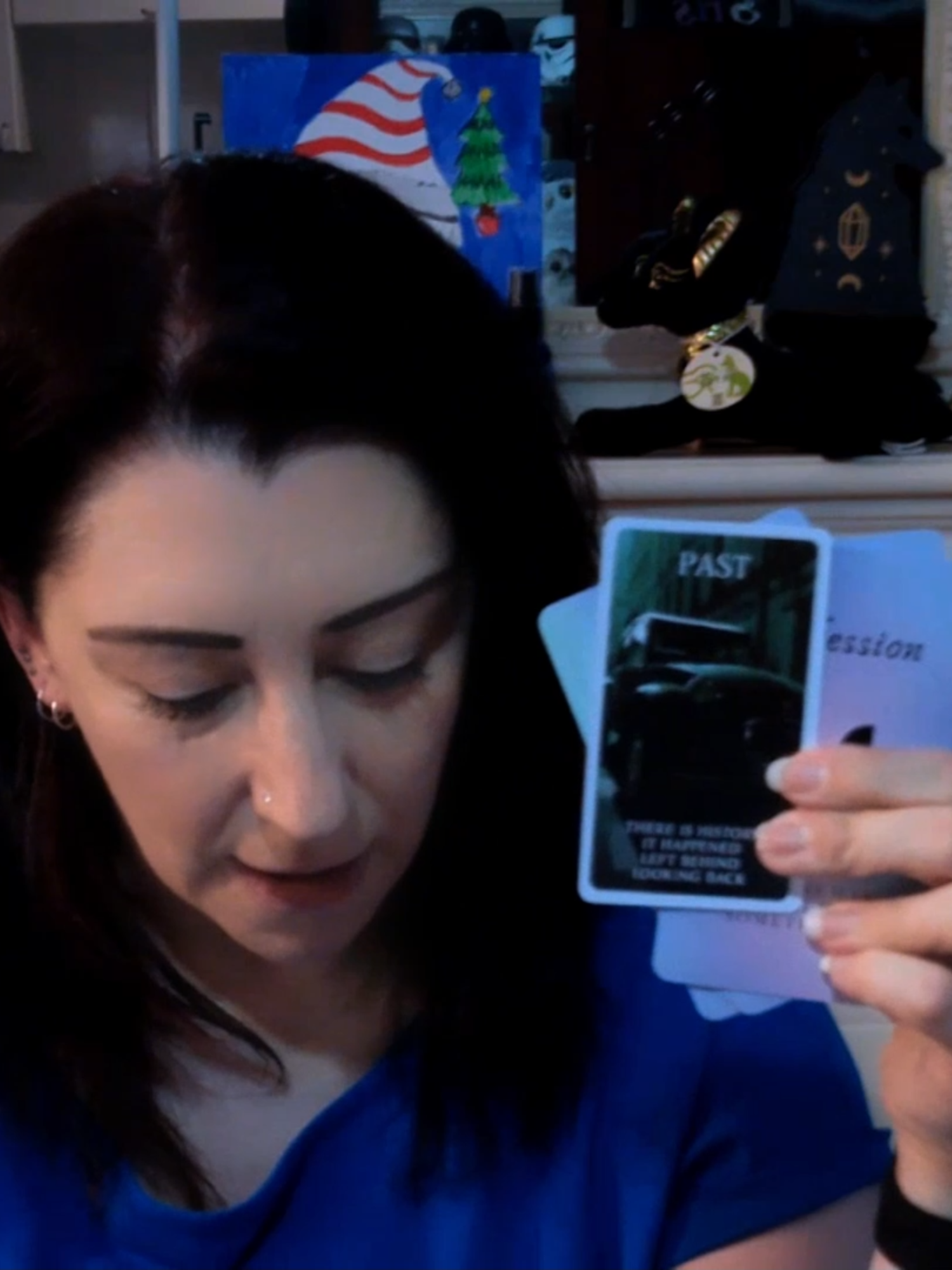 Someone from your romantic past might be returning but don't ignore the red flags. Collective oracle card reading #lovereadingtarot #oraclecardsreading #collectivereading #lightworker #tarotreader