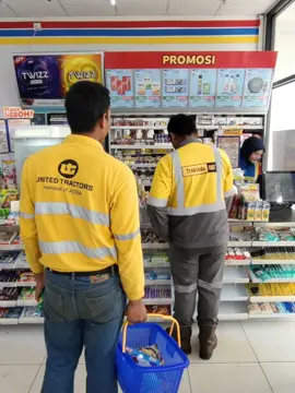 UT × TU 🥶👊 #fyp #unitedtraktors #komatsu #trakindo #caterpillar 