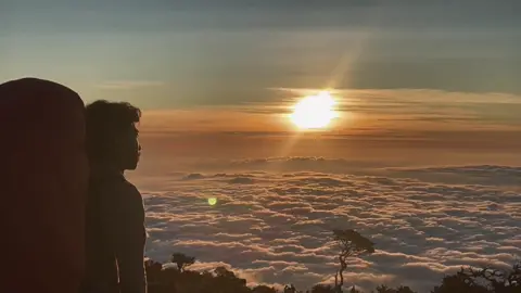 🌄#fyp #masukberanda #pendakigunung #Hiking 