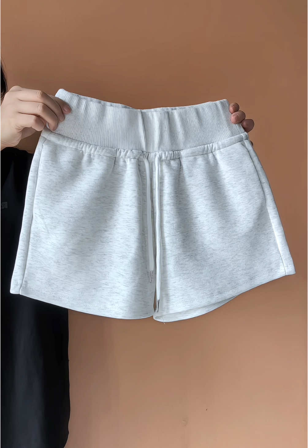 Quần short tôn dáng xinh #xuhuongtiktok #myoutfit #trending #moingaymotoutfit #quanshort #quanduinu #quanshortnu #viral #xuhuong 