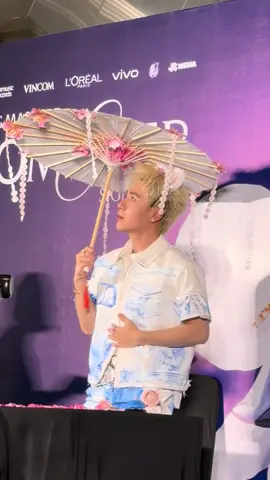 Dù của ai đây 🤭 #QuangHungMasterD  #Bloomeversigntour #Bloomever #MasterD1stAlbum #MasterDEntertainment