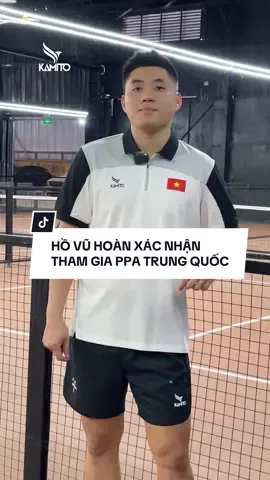 Hồ Vũ Hoàn đã có mặt tại Hàng Châu, sẵn sàng cho hành trình tại PPA Tour Asia - Hangzhou Open 2025. Ngoài Hồ Vũ Hoàn, team Kamito còn có sự tham gia của Lý Hoàng Nam, Trịnh Linh Giang, Lê Xuân Đức và Robert Huy, cả nhà cùng theo dõi và ủng hộ cho các tay vợt nha! ❤️   #Kamito #KamitoPickleball #teamKamito #hovuhoan #kamitoalpha2 #PPATourAsia #ppahangzhou