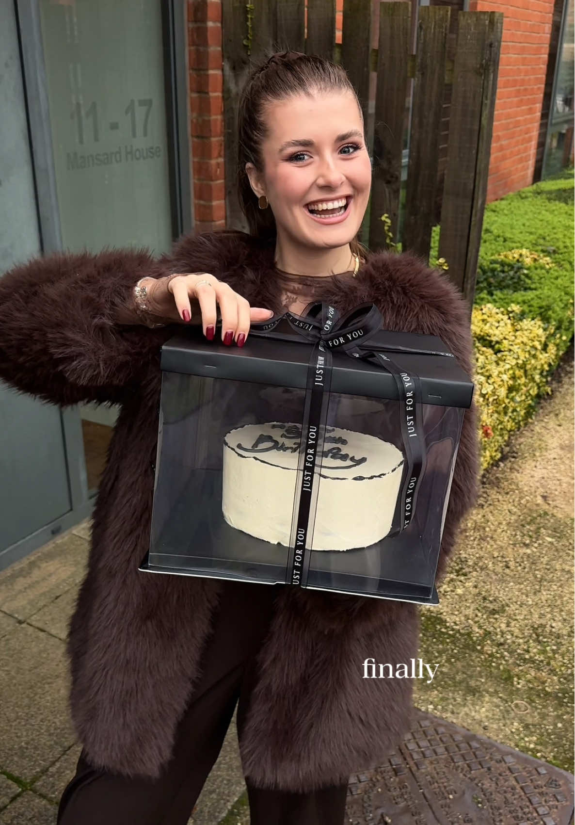 This year I prepared a unique surprise for my boyfriend and I decided to lie to him and only tell him that I had a small present for him, which was a Calvin Klein shirt. I wanted to see if he would be disappointed, and of course, he wasn’t. He accepted it with the same grateful heart he always has, and it just proved once again what kind of person he is, someone who appreciates even the smallest things. Later, when I revealed the real surprise, he was so happy. He isn’t the type to show big emotions on camera, but I know how deeply he feels everything, and hearing him say this was his favourite present ever meant everything to me. I am so grateful to have a partner like him and to be a part of his life. What do we think about this surprise idea?☺️ 