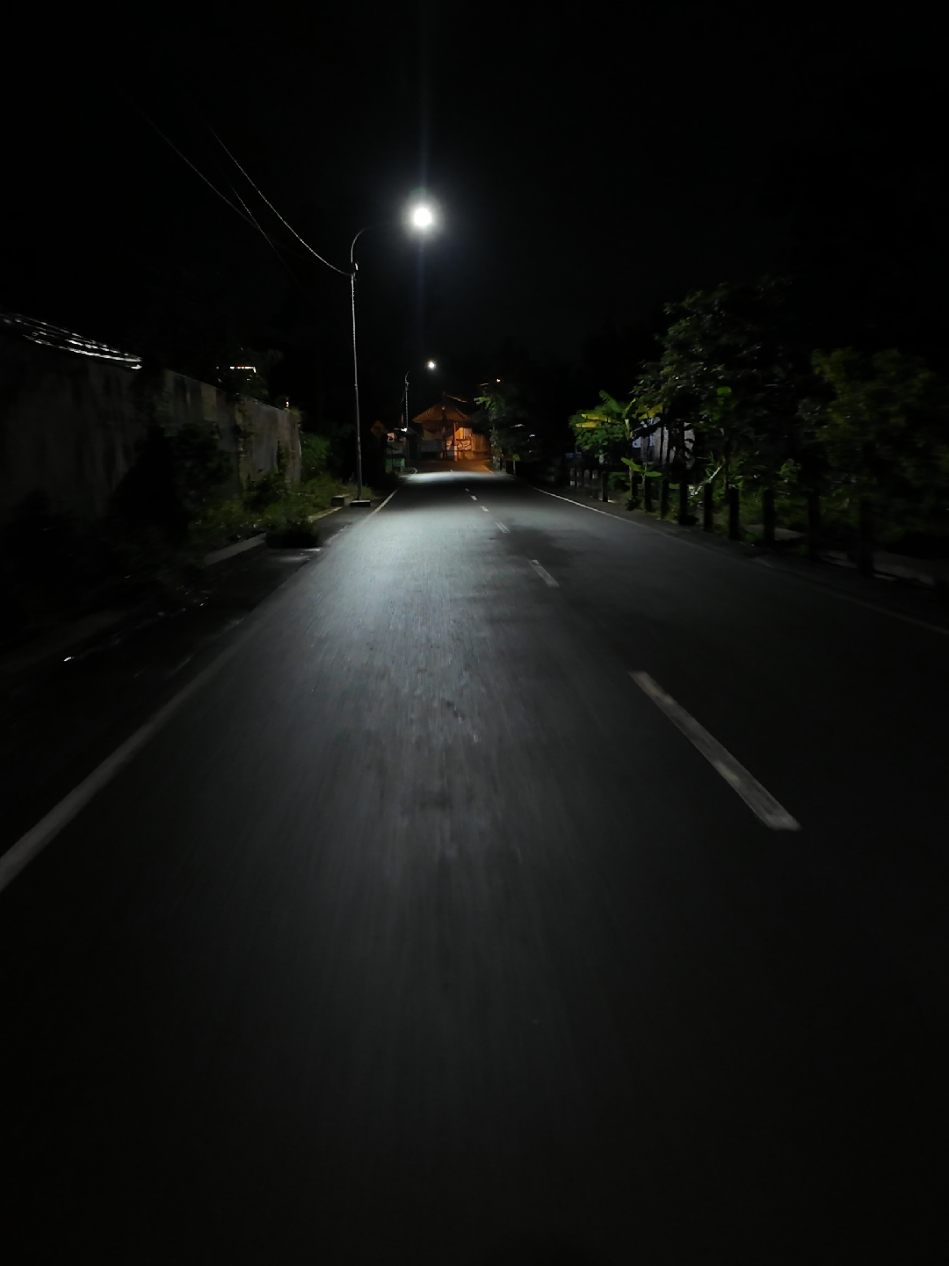 Video ini sudah sampai daerah mana? yuk comment di bawah.  Ambil aja mentahan videonya buat bahan story, konten dan lainnya, tinggal dikasih backsound dan kata-kata terbaikmu, selebihnya ya edit sendiri :) Lokasi : Jogja Kalau mau support juga boleh, bisa klik link di Bio Kami 😊