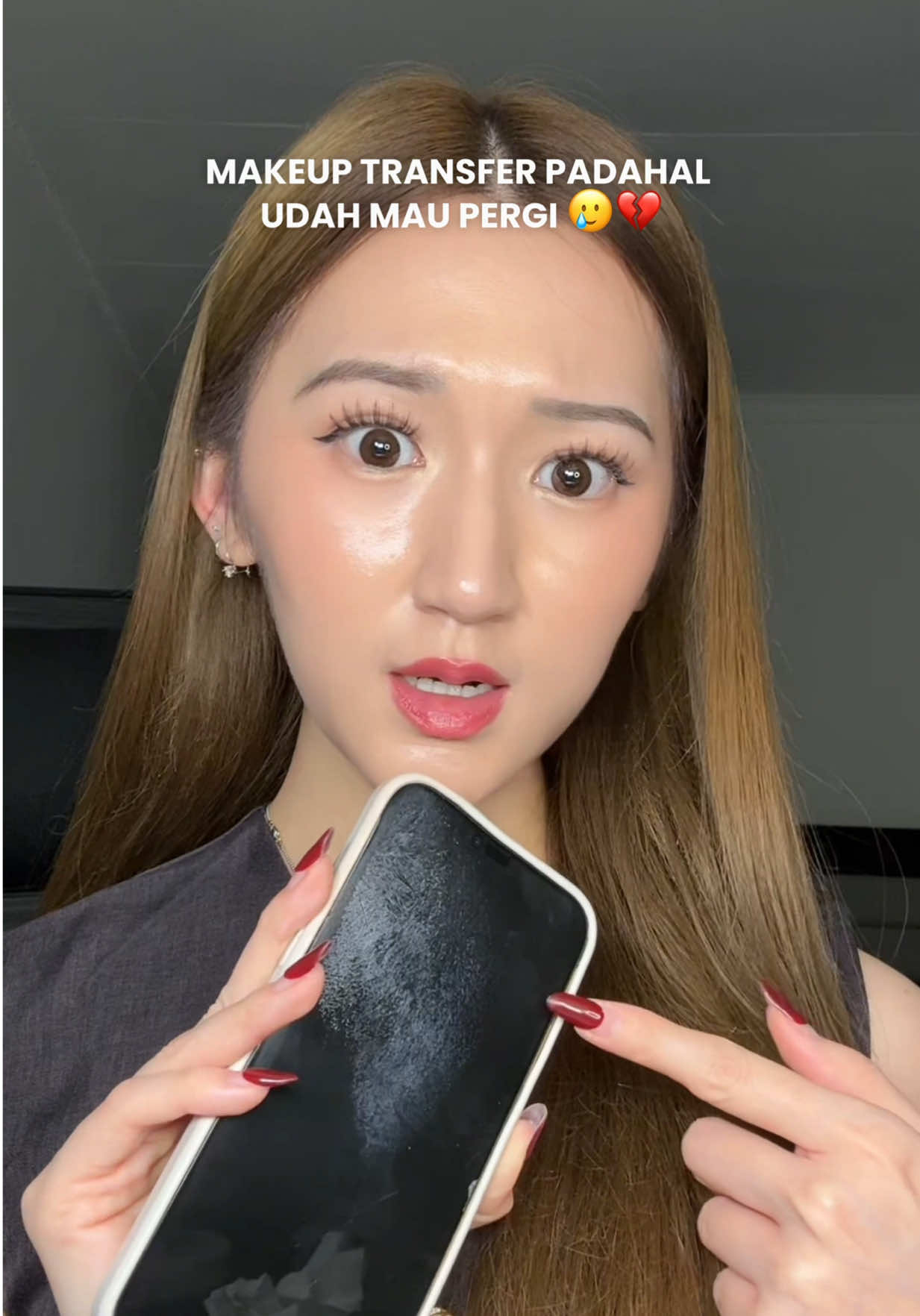 solusi makeup anti transfer & tahan seharian 🙂‍↔️✨ #FavAiry #InvisimattePowder #rekomendasiPowder #viral #newrachun   