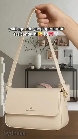gunakan sentuhan keanggunan setiap hari menggunakan tas moosdoom yg super cantik ini🤍🎀🥰#mossdoom #tas #taswanita #tasselempang #belilokal 