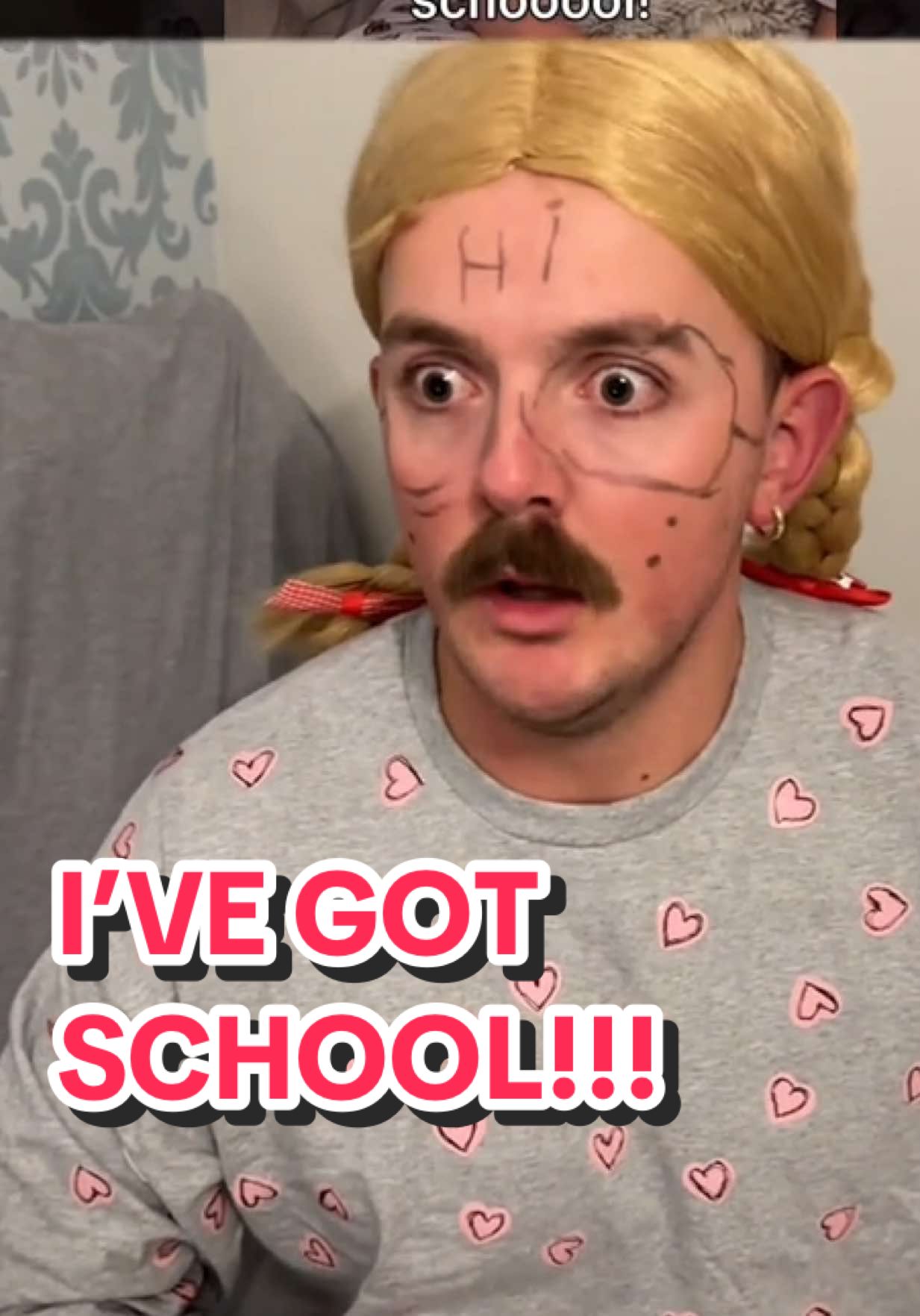 Replying to @Heeeeeres_donna a British classic. 🇬🇧🎄✍️ #Christmas #Comedy #British #Actor #Kid 