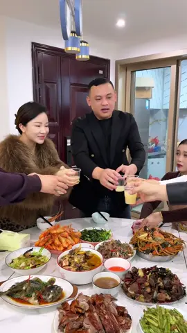 OMG😂😂😂 #haivui #troll #vochong #funny #laugh #omg #ohno #haha #iloveyou #nhausuongsuong #nhau