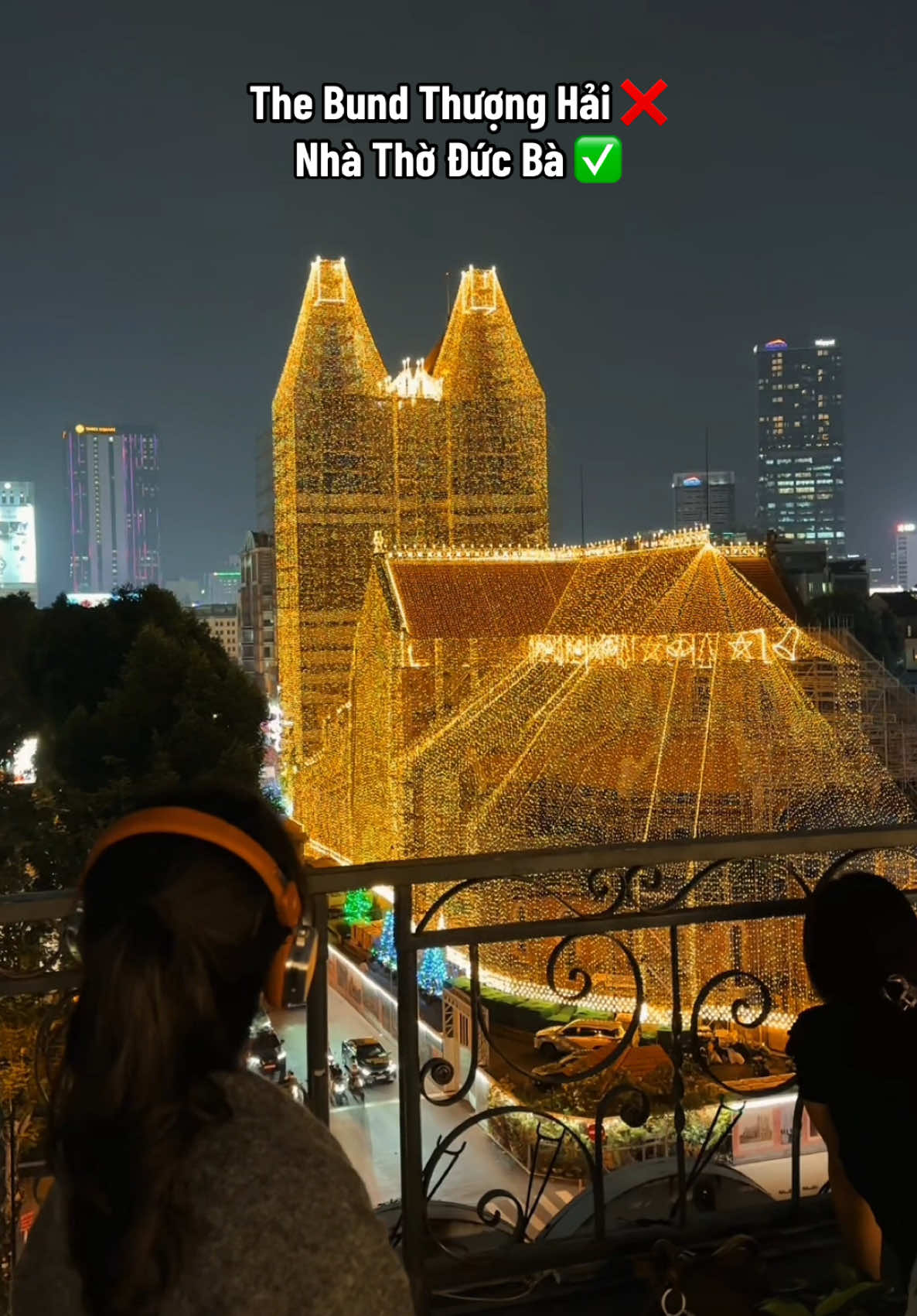 6h45 mỗi ngày .... #nhathoducba #saigon #christmas 