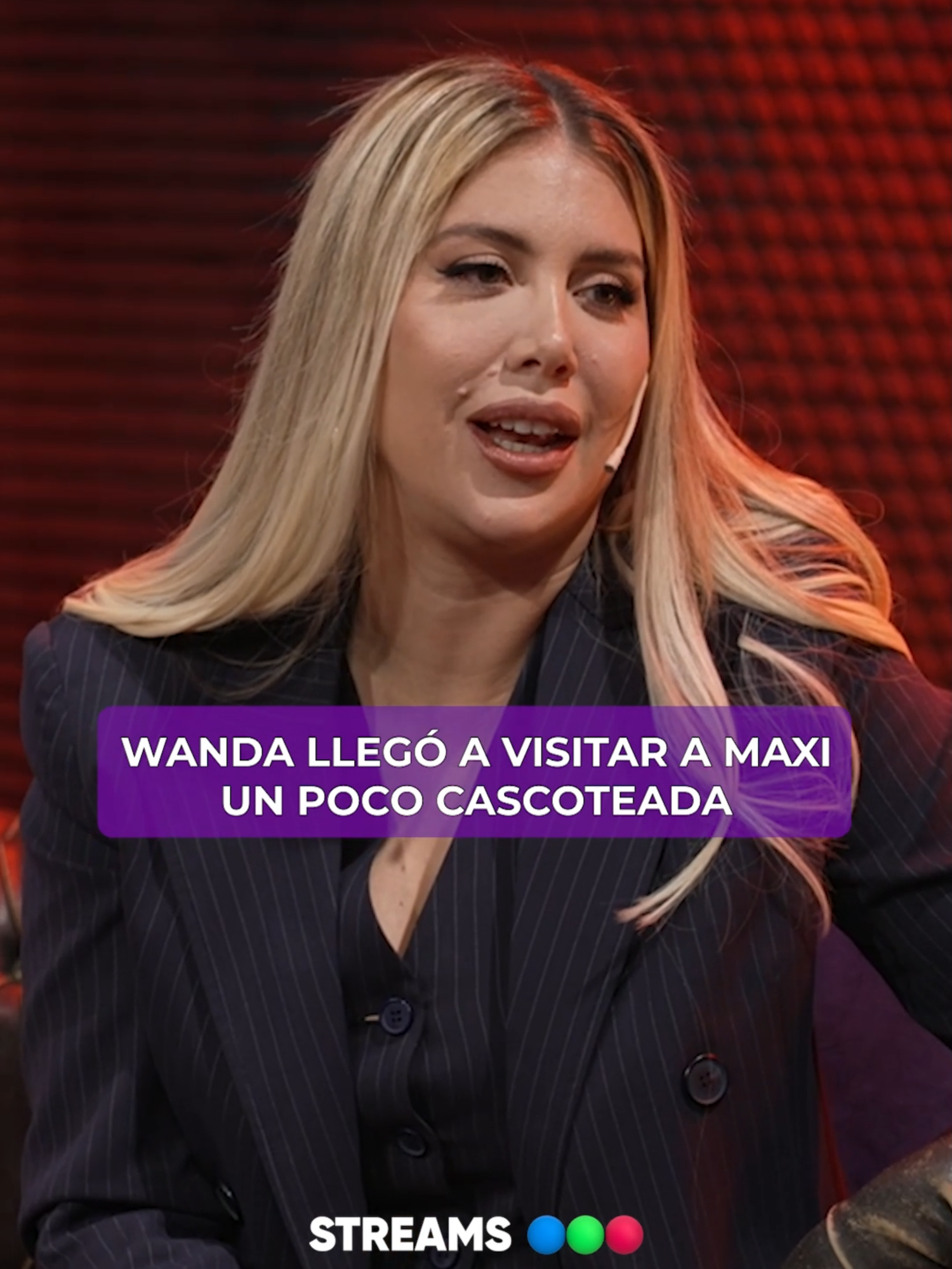 WANDA LLEGÓ A VISITAR A MAXI UN POCO CASCOTEADA 🙈😂 Nota completa en mi canal de Youtube! #StreamTelefe #FernetConGrego #Clip #Twitch