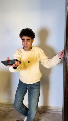 لما امك تنزلك صور بالغلط😂😂#احمدالاسطوره🌸 