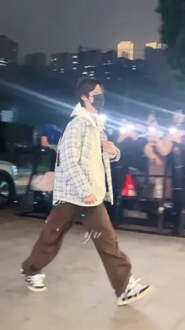 12.02 || Wei Zichen hari ini #weizichen #tffamily_4th_generation 