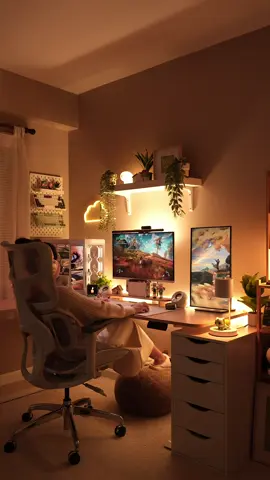 Cozy vibes on my desk lately, and the AM Infinity Mouse in Cloud White fits in perfectly. Smooth, clean, and just right for my everyday workflow.✨ #CozyDeskSetup #GamingSetup #CozyGaming #DeskAesthetic #MinimalDesk           