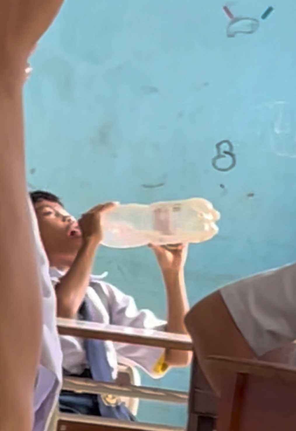 Calon pemuda sukses kedepan nya 😎 #foryoupage❤️❤️ #smp #sekolah #botolminum #fyppppppppppppppppppppppp 