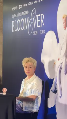 48 giây anh ta quay qua đây. Quang Hùng Fansign Biên Hoà  #quanghungmasterd #muzik #viral 