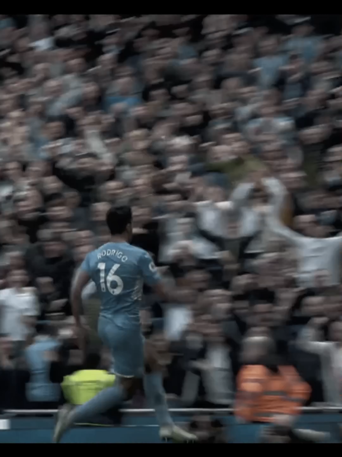 Rodri best midfielder, crazy goals with Manchester City #football #soccertiktok #mancity #goals 