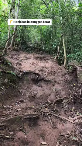 #jejakngaprak #exploregunung #pendakiwanita #wanitapetualang 