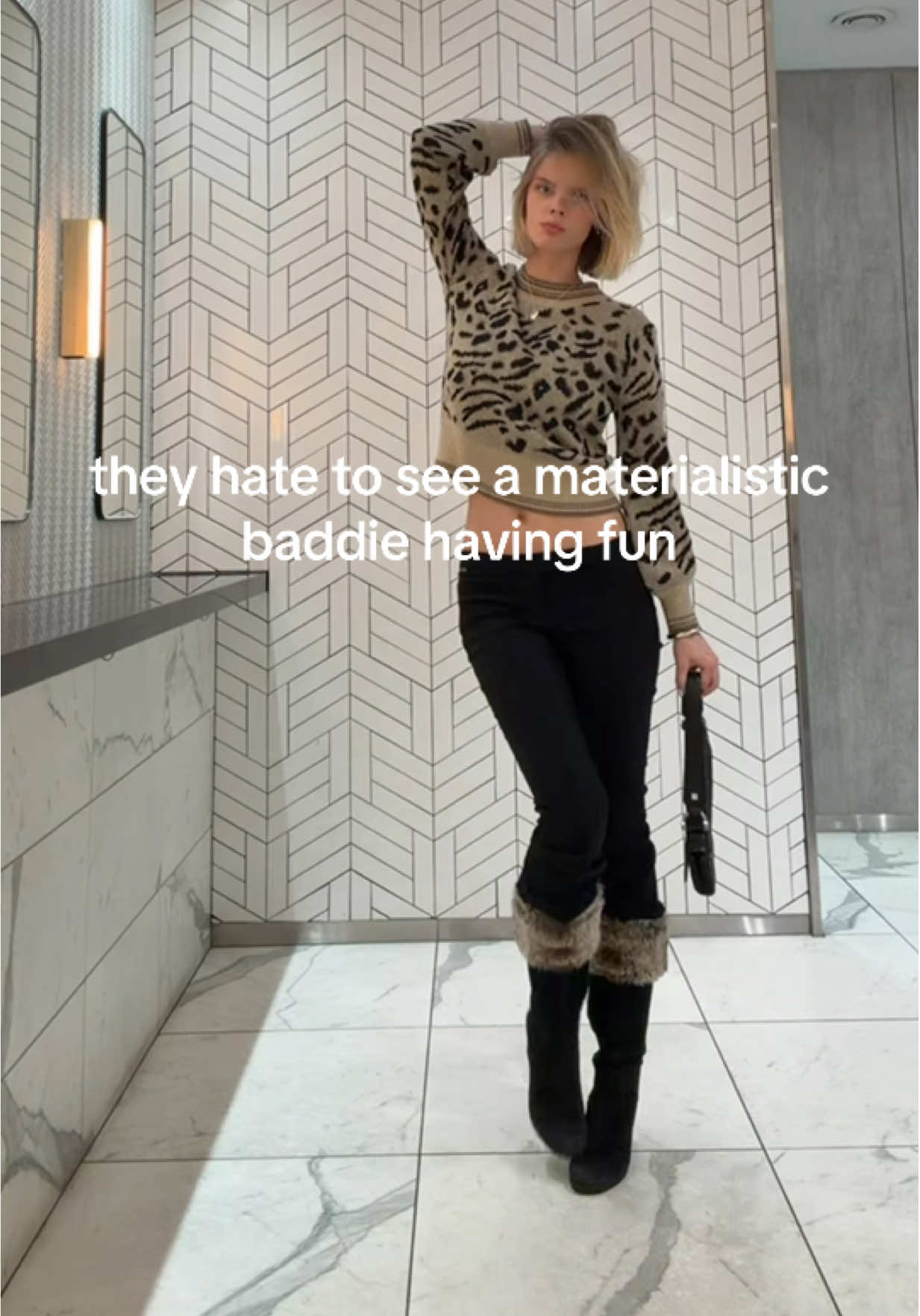 Yes i love dis n that #shoppingaddict #ilovemoney #materialgirl 