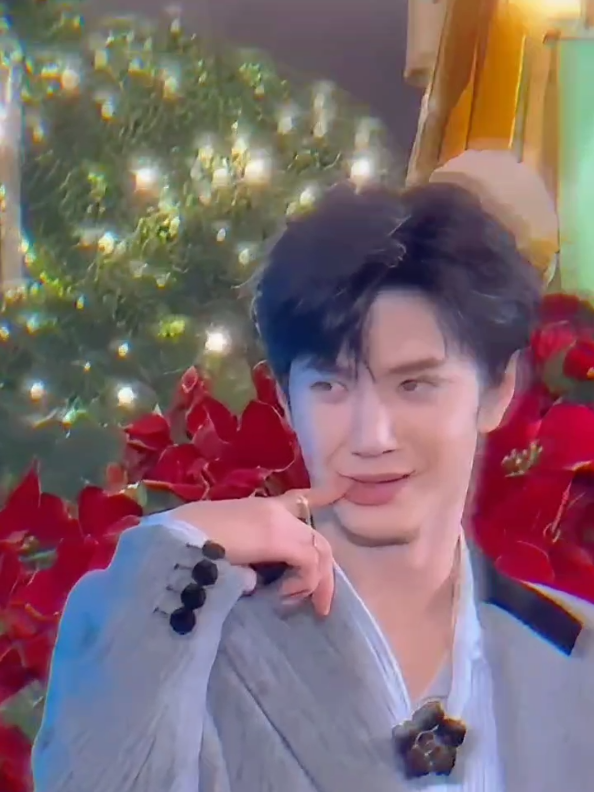 Ngakak Yuan geli sendiri 😭🤣🤣 #chenzheyuan陈哲远 #fyp #iqiyichenzheyuan #fyp 