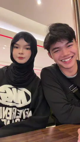 ko mirip alvin abang gua ya