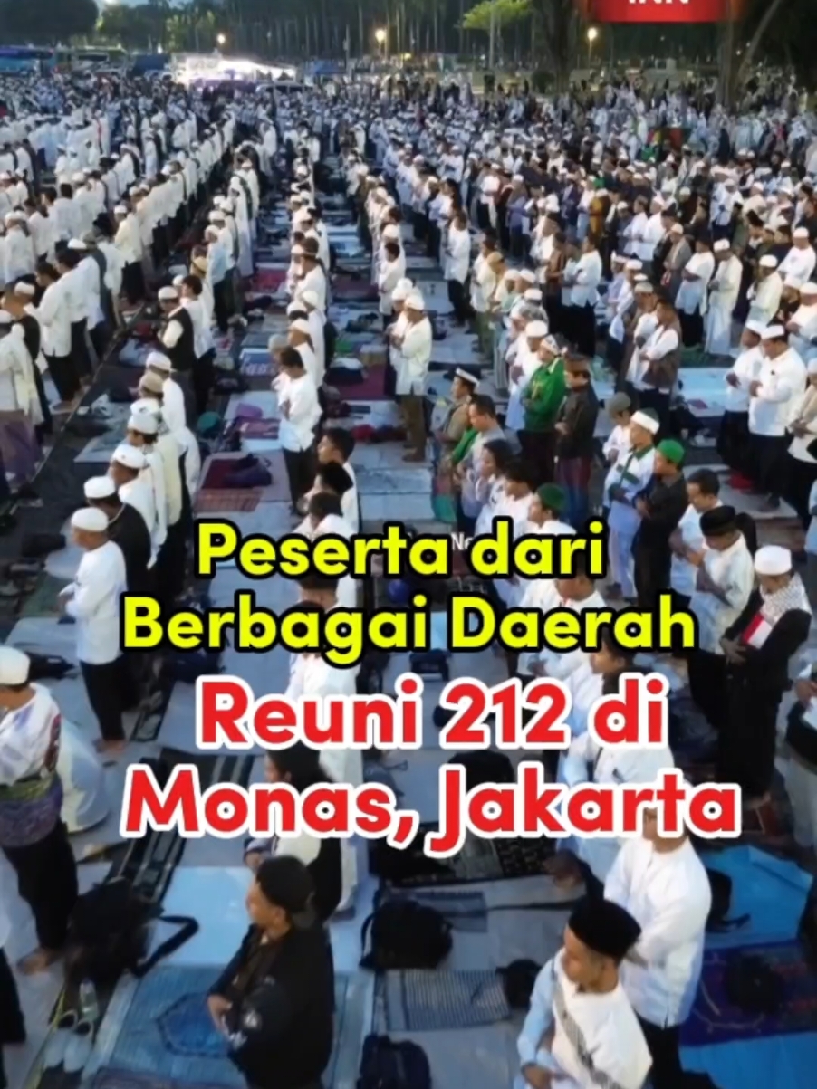 PRESIDEN PRABOWO dinantikan kehadirannya oleh ribuan peserta di acara Reuni 212 di Monas pada 2 Desember 2025 ini. Acara Reuni yang mengambil tema 