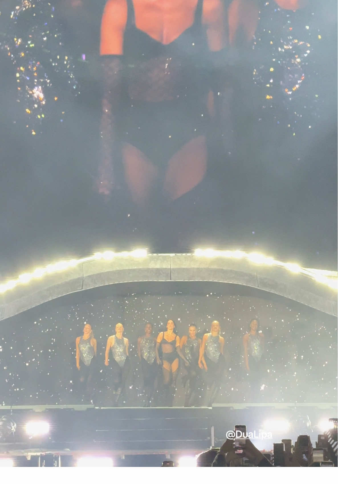 Levitating - Dua Lipa  Noche 1. CDMX @Dua Lipa #mexico🇲🇽 #cdmx #dualipa #radicaloptimismtour #fyp 