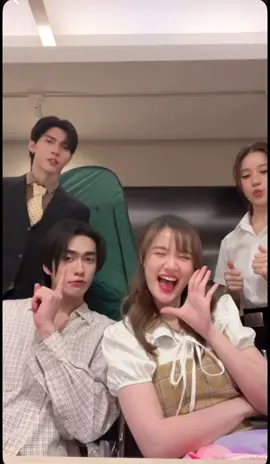 555555 กองนี้เพื่อนเล่นเยอะเลย 🤣