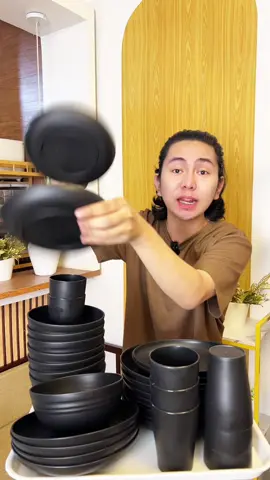 Plates complete set na grabe sulit na sulit talaga to ang dami na neto #plateset #plato #dinnerware #kitchenessentials #homeandlifestyle 