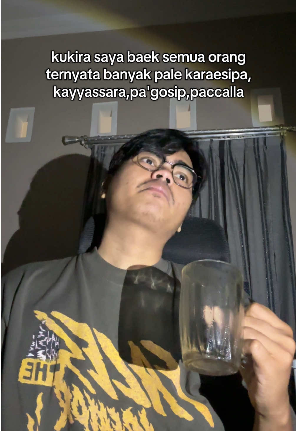 tidak tau diri lagi