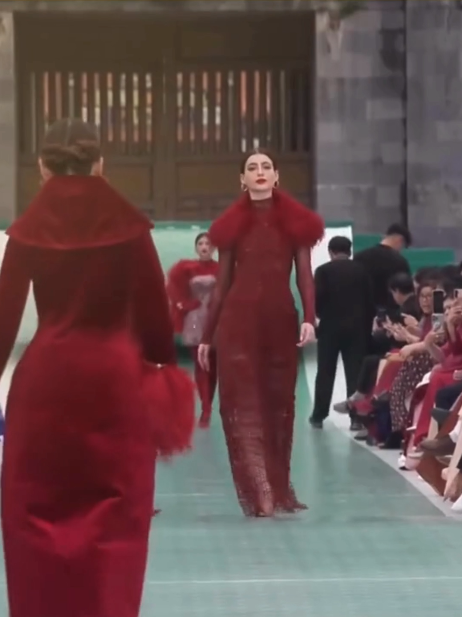 Miss Cosmo Greece, Ioanna Sarantopoulou in “Hello Cosmo From Vietnam” Fashion Show of Miss Cosmo 2025. #misscosmogreece #misscosmo2025 #misscosmo #ioannasarantopoulou