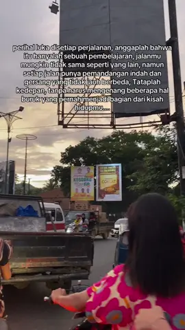 perihal luka disetiap perjalanan, anggaplah bahwa itu hanyalah sebuah pembelajaran, jalanmu mungkin tidak sama seperti yang lain, namun setiap jalan punya pemandangan indah dan gersang yang tidak jauh berbeda, Tataplah kedepan, tanpa harus mengenang beberapa hal buruk yang pernah menjadi bagian dari kisah hidupmu…. #reminder #fyp 