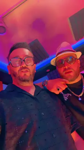 Cheb Rami 2025 Bik wela Bla bik La chanson est disponible Sur Tt les plateformes •	#BikWelaBlaBik 	•	#ZaamaLaWassitek 	•	#ChebRami 	•	#ChaabRami 	•	#NewSong 	•	#Raï2025 	•	#RaiDz 	•	#RaiMusic 	•	#PlaneteMusic 	•	#Hit2025 	•	#TopTrend 	•	#Rami2025 	•	#BikWelaBlaBik_TetmachaHyati 	•	#ZaamaLaWassitek_Rami @YOUSRI OSQUAR @CHEB.RAMI @Khiro Parolier @Ismail Benz @saadawagalal @Nadjib LBassiste 