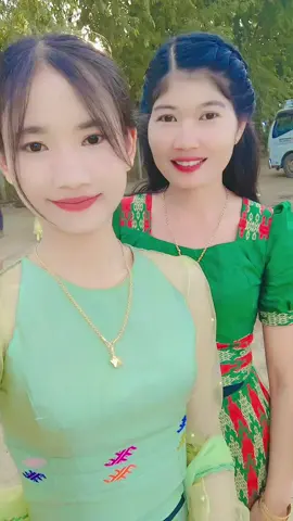 #ချစ်ရတဲ့ညီမလေးနဲ့🤍🤍#on4t #နတ်မောက်နယ်သူလေး🥰 #ရောက်ချင်တဲ့နေရာရောက်👌 