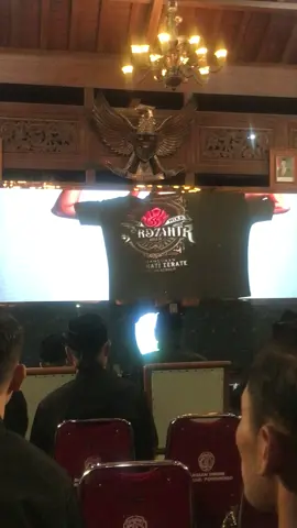 Launcing logo & merchandise BUMI REOG BERDZIKIR 2025 #viraltiktok #fyp #viral #psht #pshtpusatmadiun #brb #bumireogberdzikir  @rindisafiraofficial @Angkringan☕GIMBAL  @PSHT RANTING PULUNG  @PSHT CAB HK  @pshtcabangponorog  @psht pusat madiun 