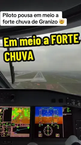 Piloto registra momento do pouso com chuva forte de granizo em confins! #belohorizonte #granizo #piloto #aviao 