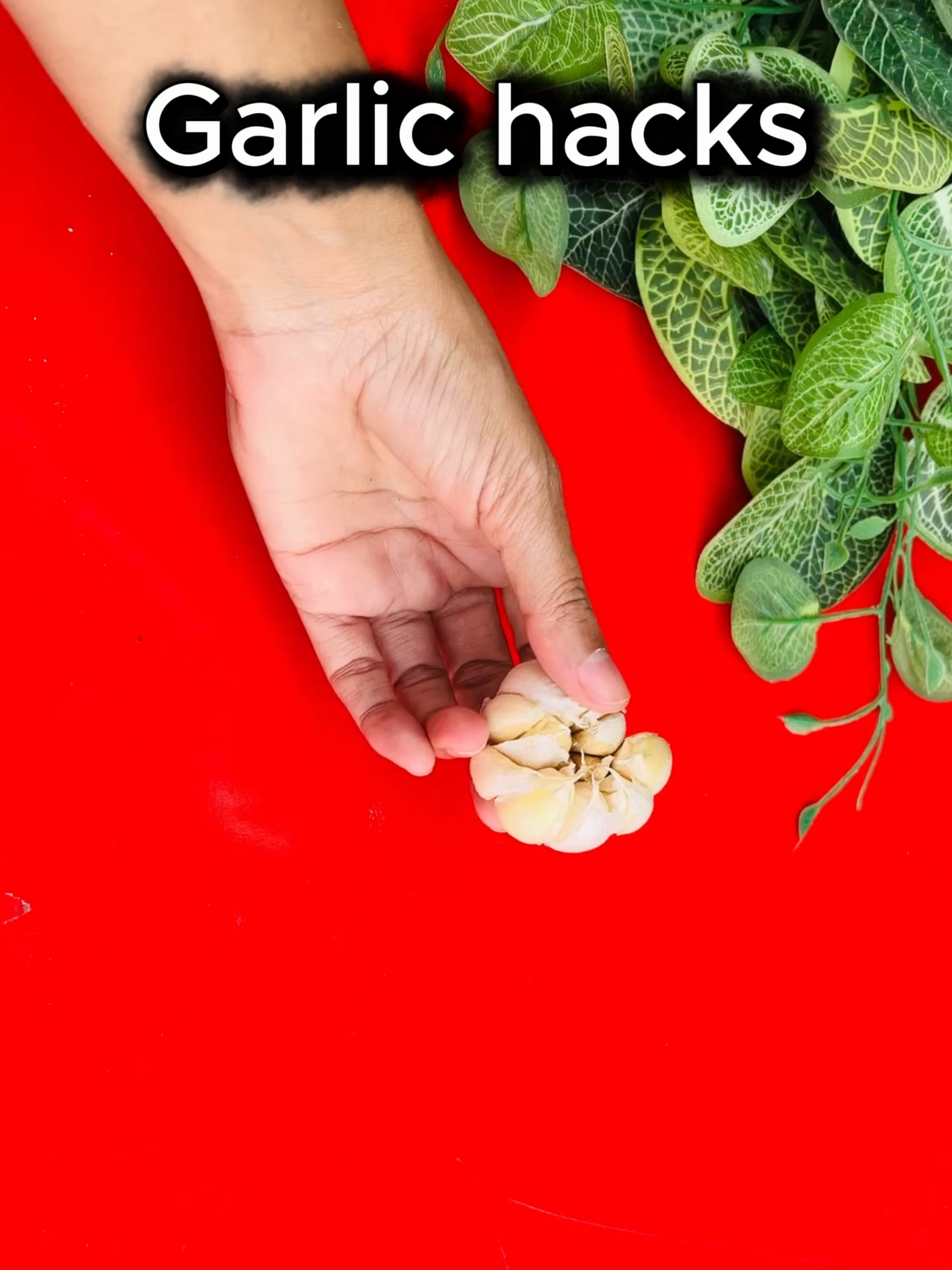 Use garlic like this|| #cleaning #cleaningtiktok #f #fy #fyp #fypage #foryoupage #foryou #fyppp #tipsandtricks #100kviews #million #dresserts #dresserttok #100k #viral #viraltiktok #trending #howto #fyp #foryoupage #fyp