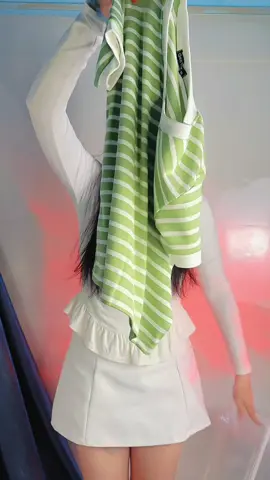 Áo thun nữ sọc cổ tim hótt trend #aothun #OOTD #thinhhanh 