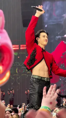 gotta bless our eyes once again 😌 #bangchan #bangchanedit #straykids #skz #kpop 