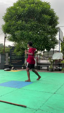 #padepokanjember #cempakaputih #pencaksilat #klubsilatprestasi #ksppadepokanjember 